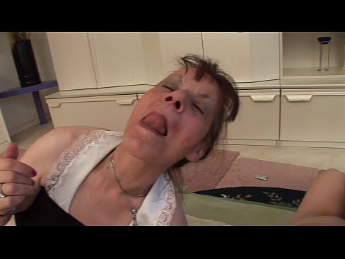 ❤️ Divām vecmāmiņām un vectētiņam ir sekss trijatā ☑ Anāls video pie mums ❌️